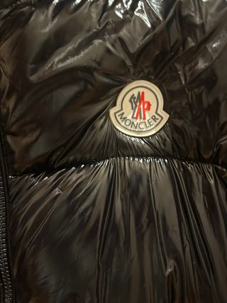 Chaqueta Moncler Negra Brillante