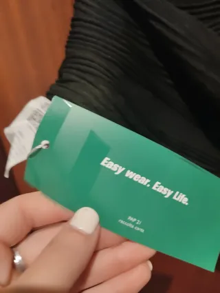 Vestido negro botones