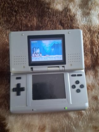 Happy Feet - Game Boy Advance