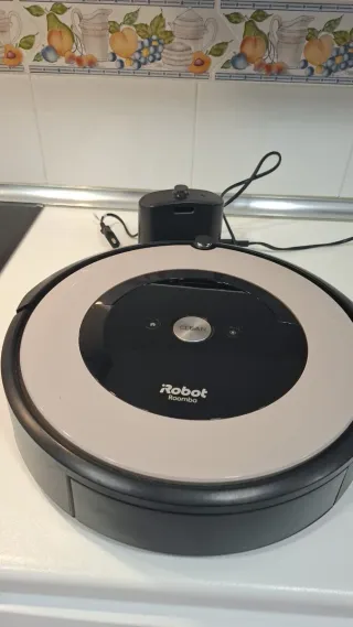 Aspirador Roomba casi nueva. A recoger en Las Roza