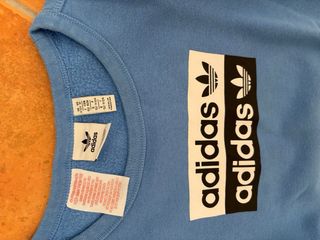 Sudadera Adidas azul claro talla 11/12 años