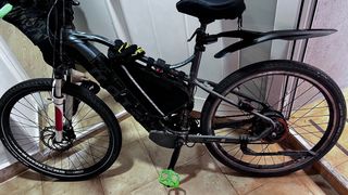 Bicicleta Eléctrica Negra