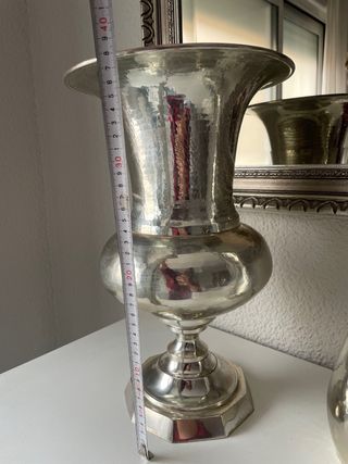 2 Jarrones grandes Plateados Vintage Metal