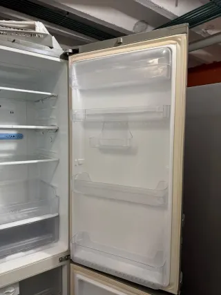 Nevera LG plateada 2,cm garantía + entrega