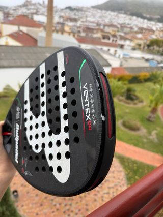 Pala Bullpadel Vertex 04 México