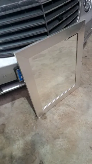 Espejo plateado de cristal