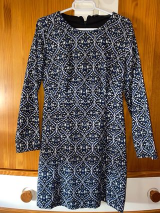 Vestido azul marino estampado invierno