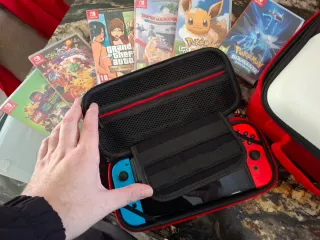 Nintendo Switch OLED Rossa e Bianca