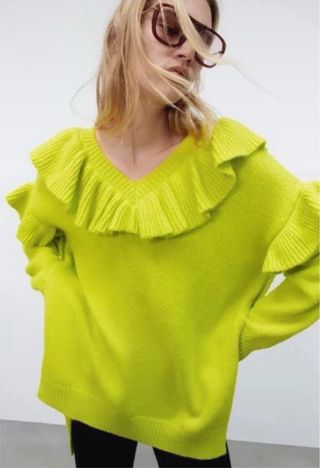 Jersey Zara verde con volantes