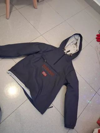 Chaqueta Napapijri Azul talla 129cm o de 5 a 6 año