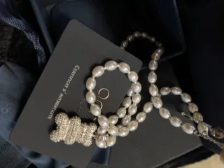 Collar de oso con perlas y diamantes