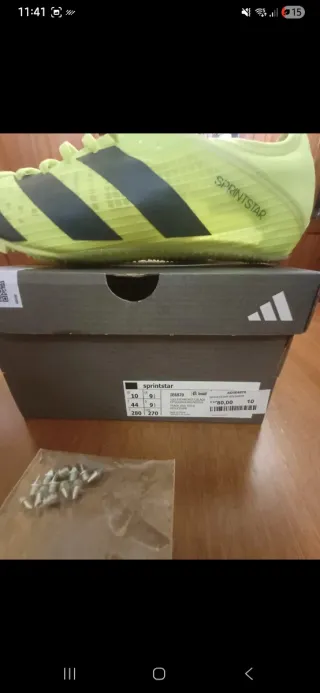 Zapatillas clavos atletismo Adidas