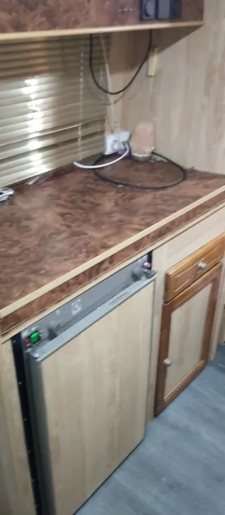 Caravana sin roller class con papeles