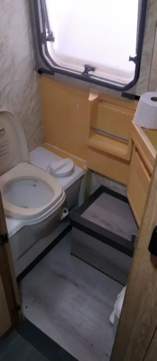 Caravana sin roller class con papeles