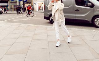 Chaqueta Zara doble faz borreguito beige