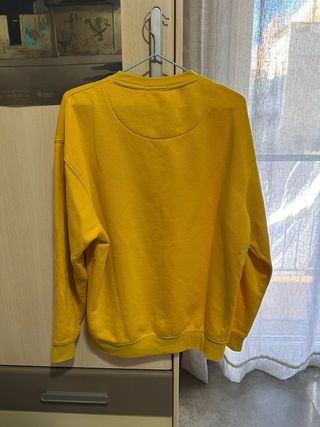 Sudadera Skallen amarilla con rosas