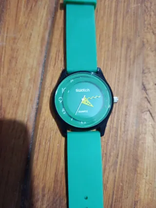 Reloj Swatch Verde y Negro