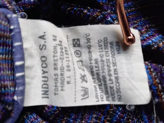 Camiseta manga corta.