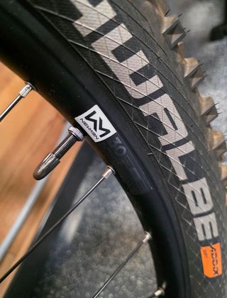 Cube Stereo Hybrid ONE44 HPC SLX 800