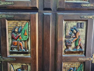 Armario antiguo madera y metal