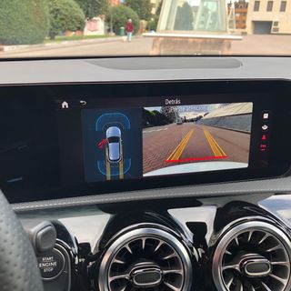 Mercedes-Benz Clase A 250e HIBRIDO ENCHUGABLE AMG