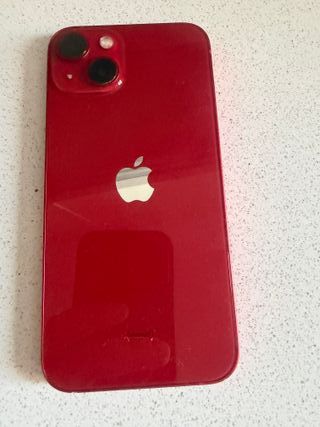 iPhone 13 128GB Rojo + Funda + Cable