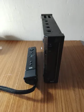 Consola Nintendo Wii Negra + Mando