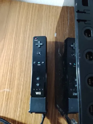 Consola Nintendo Wii Negra + Mando