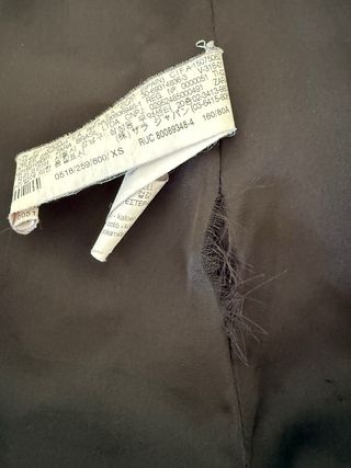 Trinchera Zara Negra con Capucha Desmontable