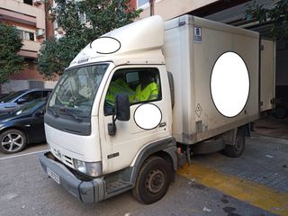 Nissan Cabstar 2004