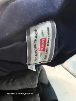 Lote bombers y levis