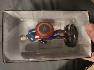 COLECCIÓN DE 13 FIGURAS MARVEL