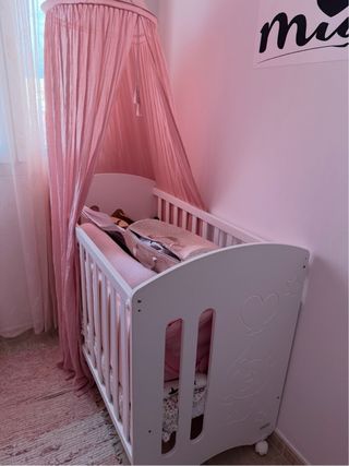 Cuna de madera con opción colecho