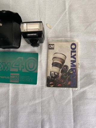 Olympus OM40 + Zuiko 50mm 1.8 + Trípode