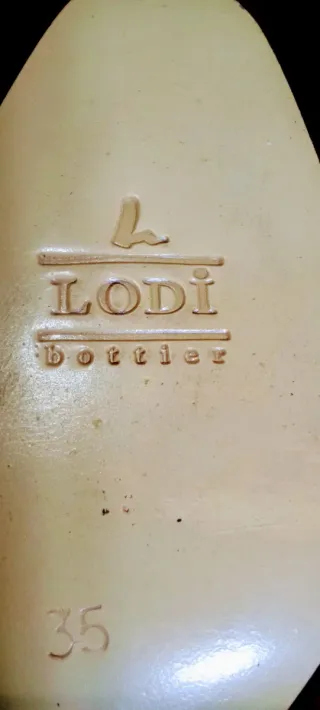 Zapatos Lodi Bottier sin usar