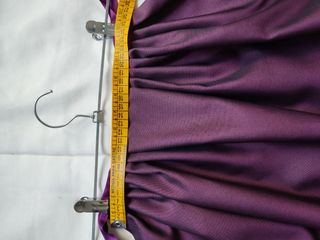 Delantal regional hecho a mano color berenjena