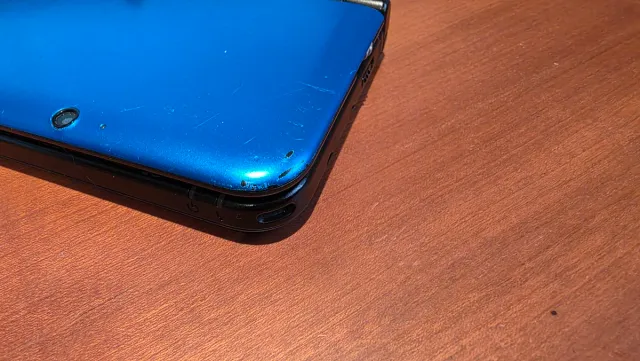 Nintendo 3DS XL Azul y negra