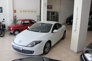 Renault Laguna 2.0 DCi 150CV Coupé.