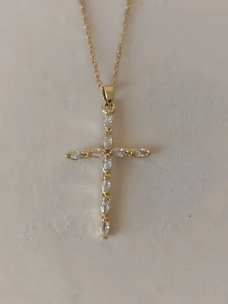 Collar Cruz Acero Inoxidable Dorado