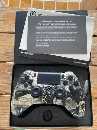 Controller SCUF Impact PS4 per gamer professionisti