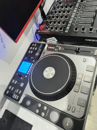 CD mixer Stanton C324 per DJ