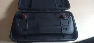 Custodia Steam Deck con spazio extra