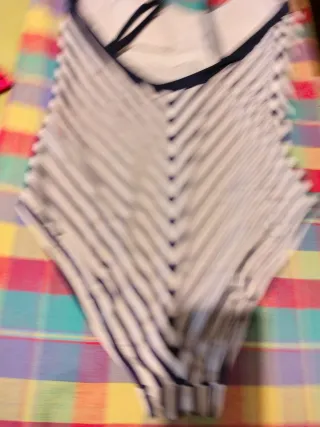 Bañador señora talla L rayas