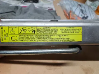 Gato y herramientas Audi A4