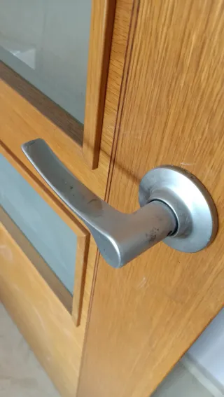 Puerta de madera con cristal, para cocina o salón