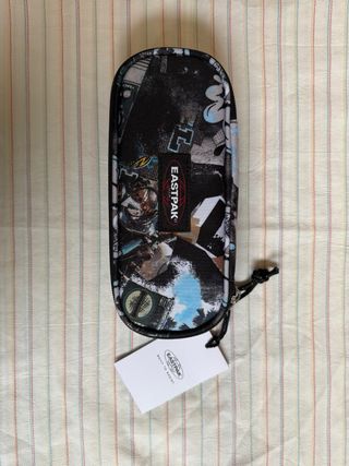Astuccio Eastpak Oval Single