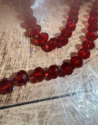 Collana lunga cristalli rossi