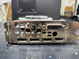 MSI Radeon RX570 Armor 4GB OC