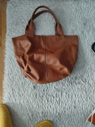 Bolso grande símil cuero