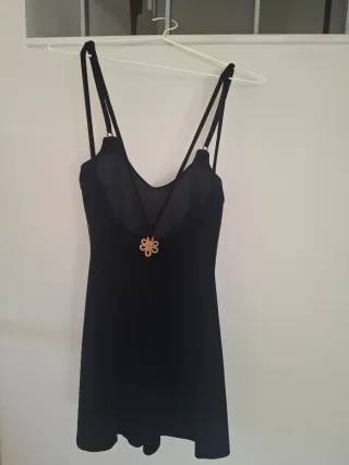 Vestido de terciopelo negro